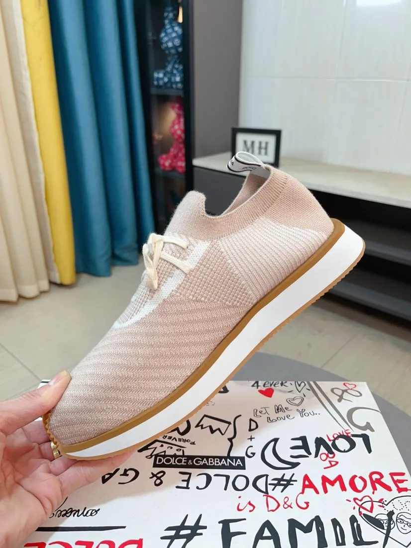 Men's shoes 💰400🌹🌹"Dolce & Gabbana DG" original imported flying weave ➕ sheepskin lining, light, comfortable and versatile, original special outsole 🔥favored by trendy men. Welcome to compare quality 🔥exquisite luxury, super A level! Version comparison, no difference at all! Code number 36-46